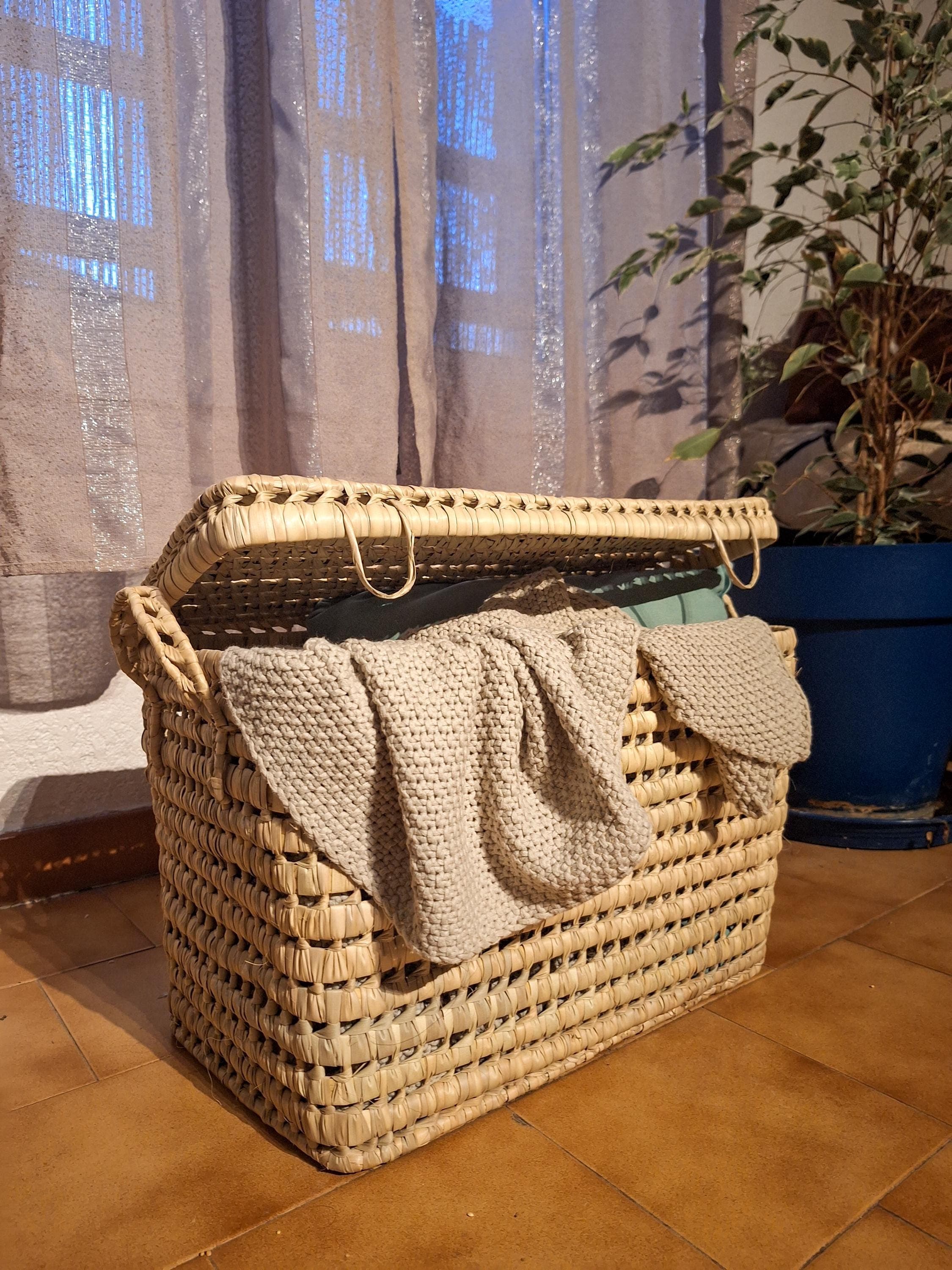Malle de rangement artisanal en osier – Panier déco bohème en fibres naturelles